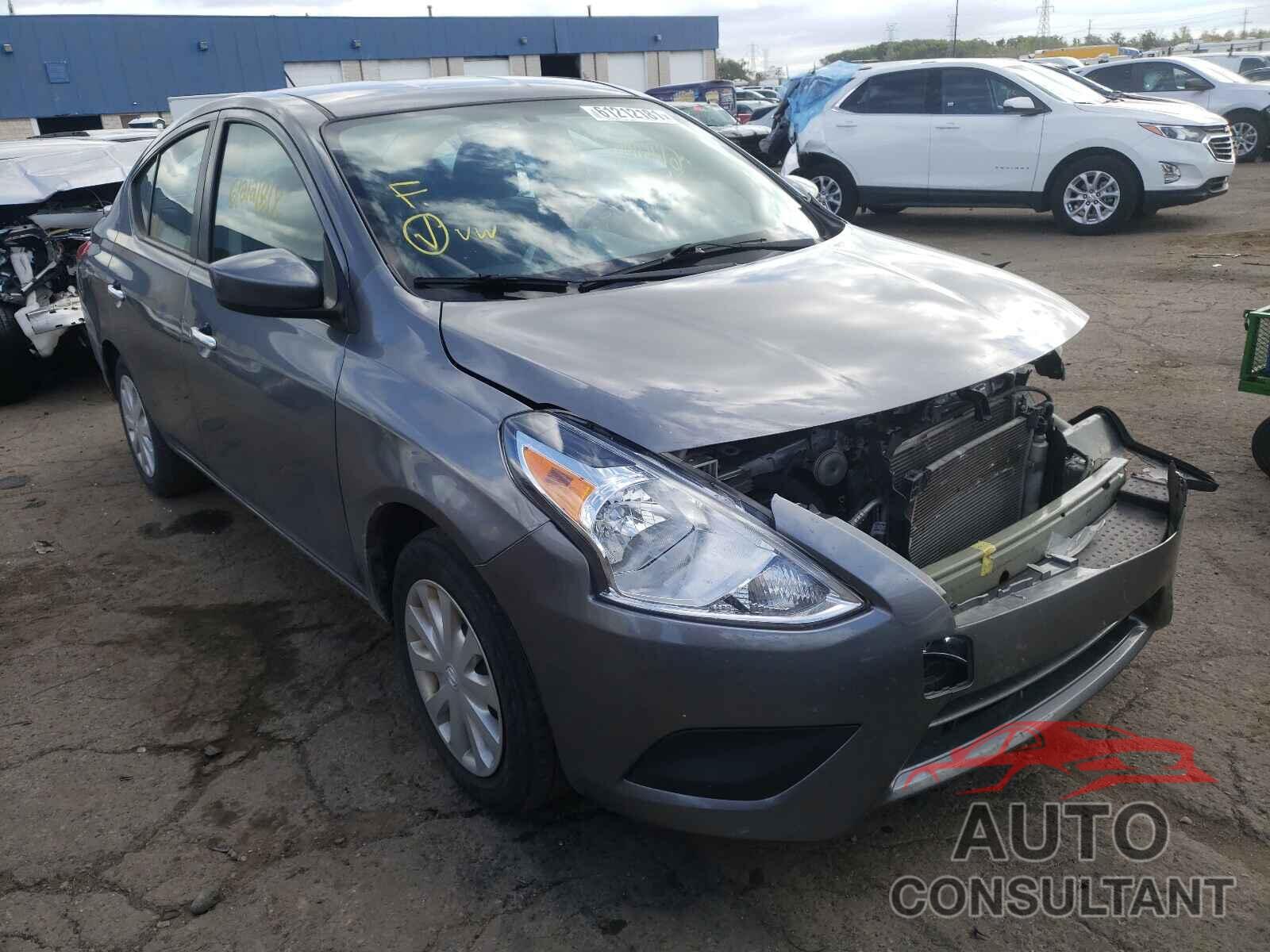 NISSAN VERSA 2017 - 3N1CN7APXHL877213