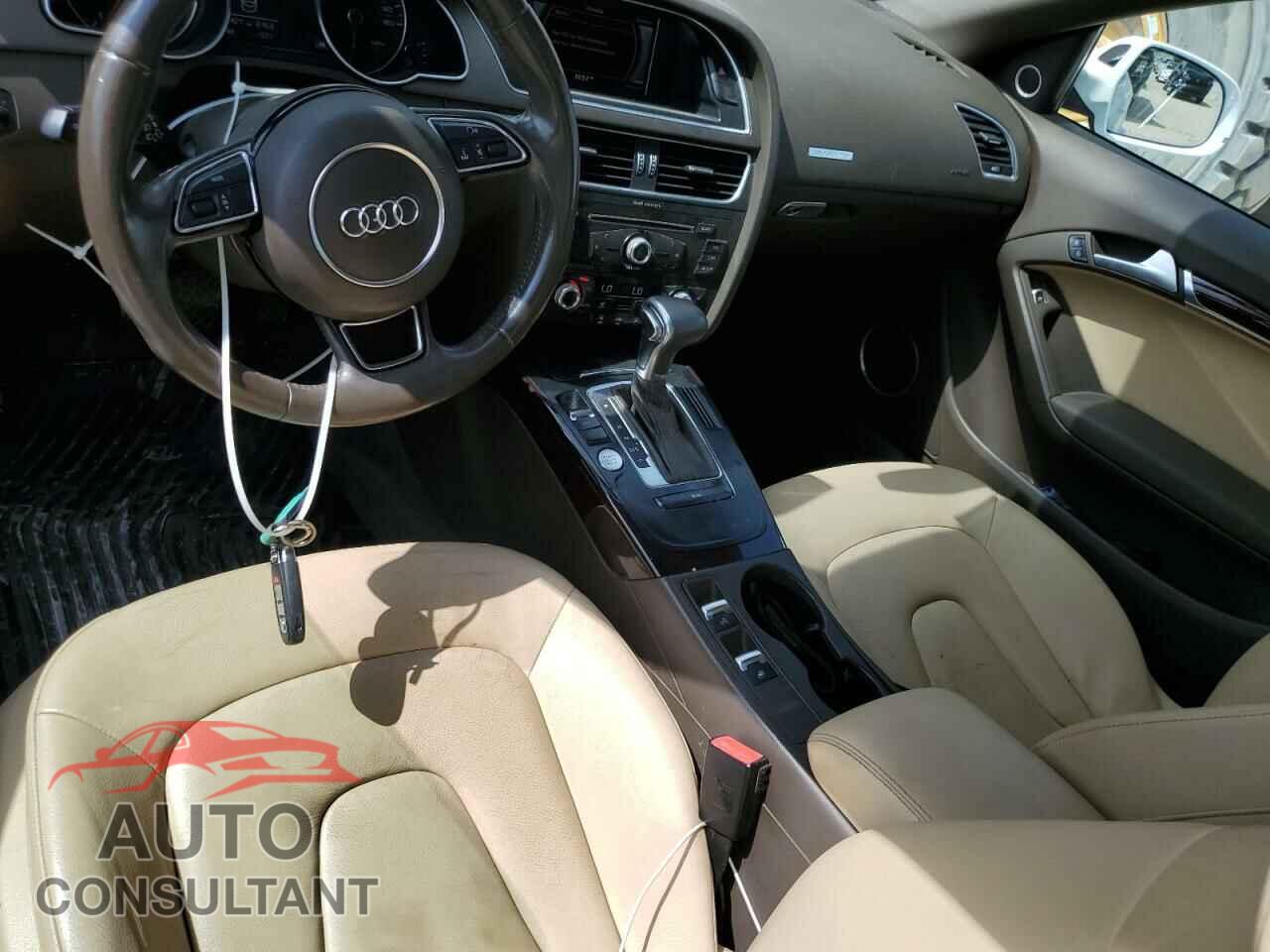 AUDI A5 2014 - WAULFAFH8EN015545