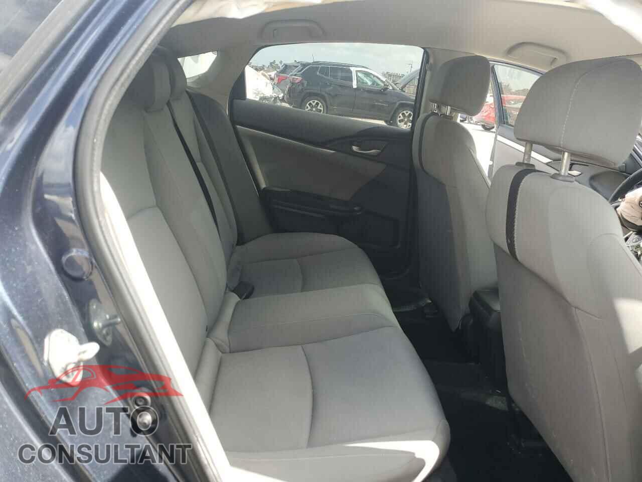 HONDA CIVIC 2018 - 19XFC2F51JE044372