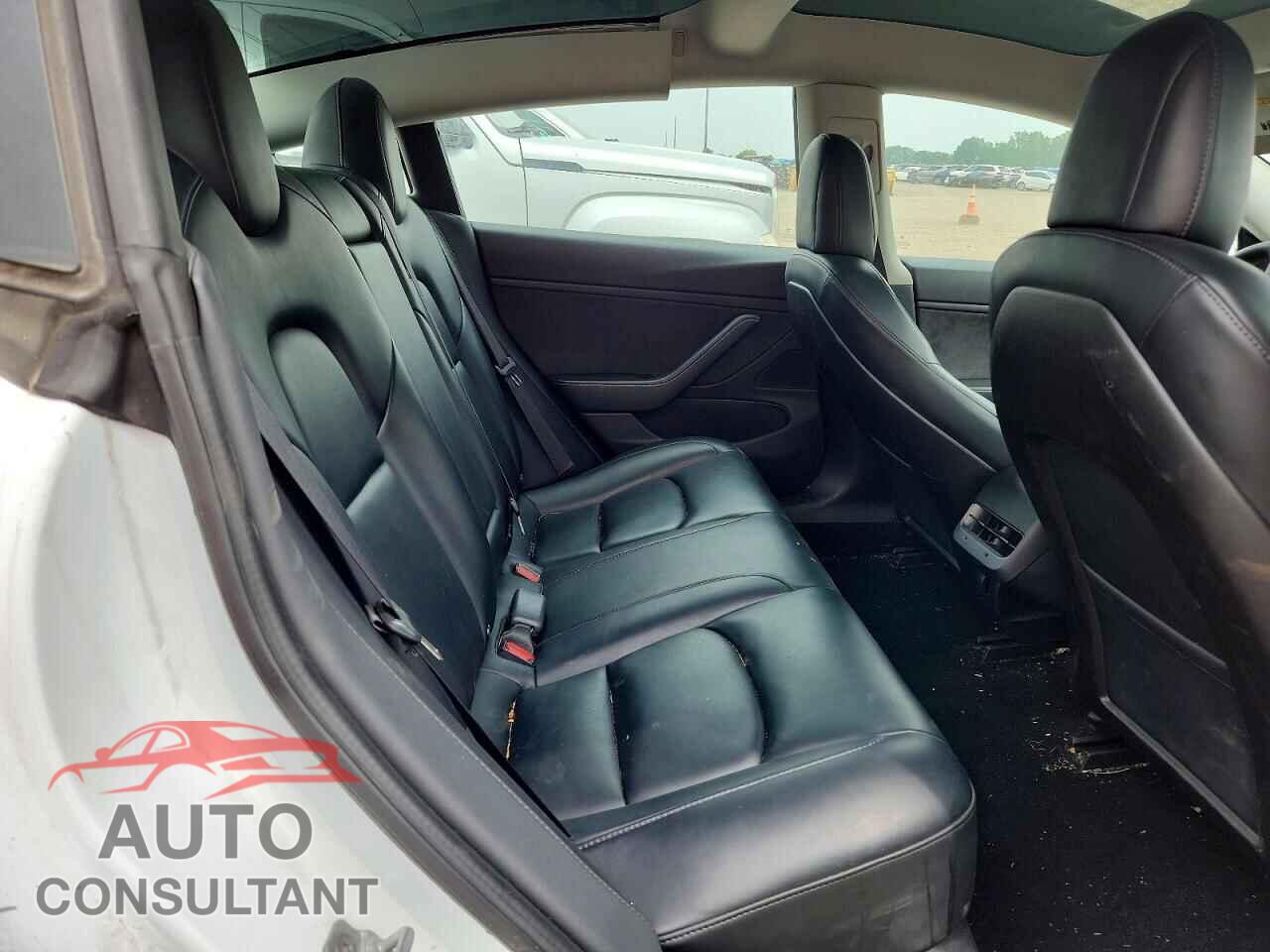 TESLA MODEL 3 2020 - 5YJ3E1EB5LF512227