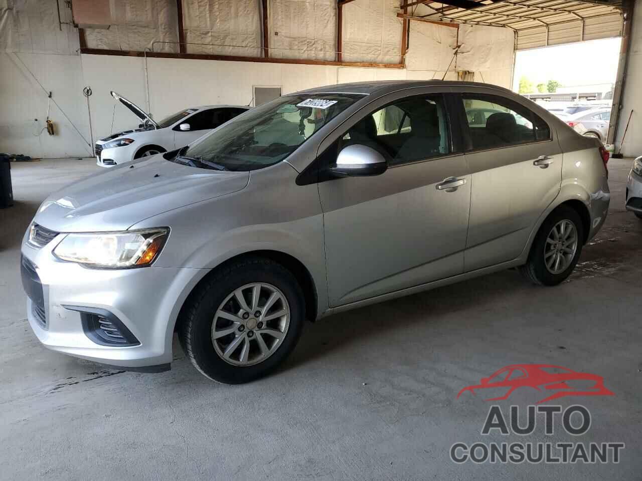 CHEVROLET SONIC 2017 - 1G1JD5SH2H4130545