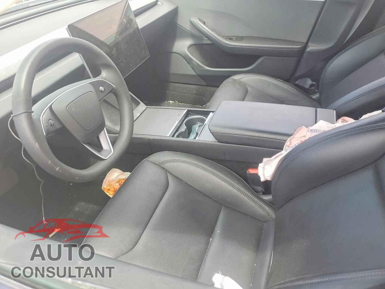 TESLA MODEL 3 2025 - 5YJ3E1EA0SF077834
