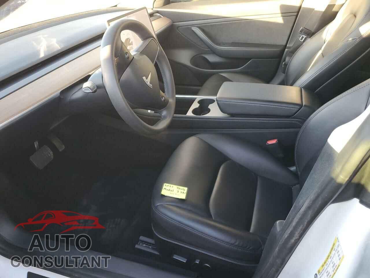 TESLA MODEL 3 2021 - 5YJ3E1EA2MF861144