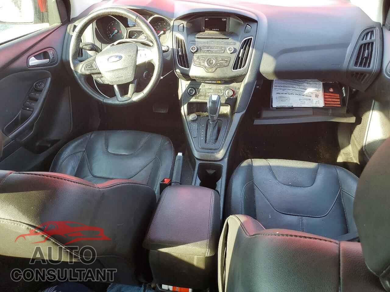 FORD FOCUS 2016 - 1FADP3K2XGL367662