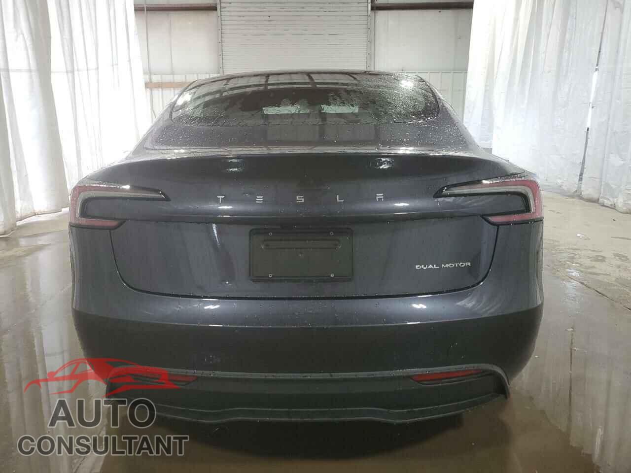 TESLA MODEL 3 2024 - 5YJ3E1EB0RF749975