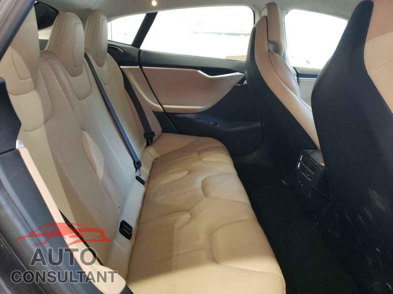 TESLA MODEL S 2017 - 5YJSA1E17HF178773