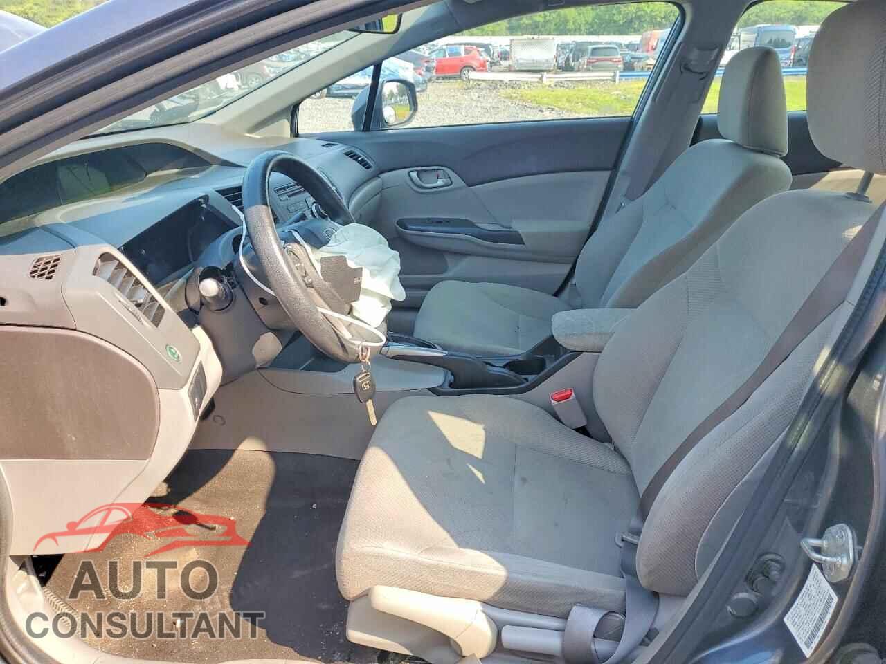 HONDA CIVIC 2012 - 2HGFB2F51CH609831