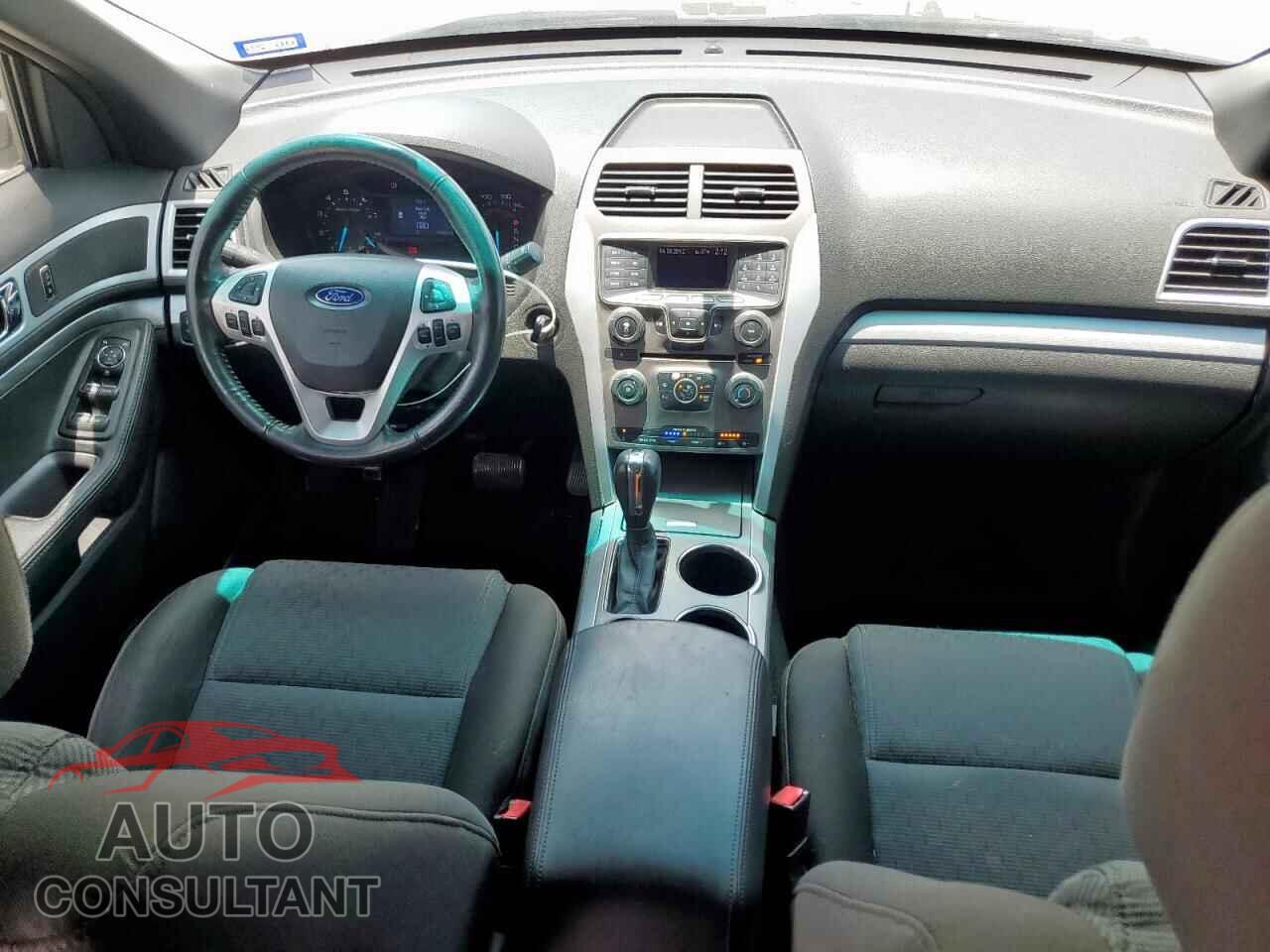 FORD EXPLORER 2011 - 1FMHK7D8XBGA18176