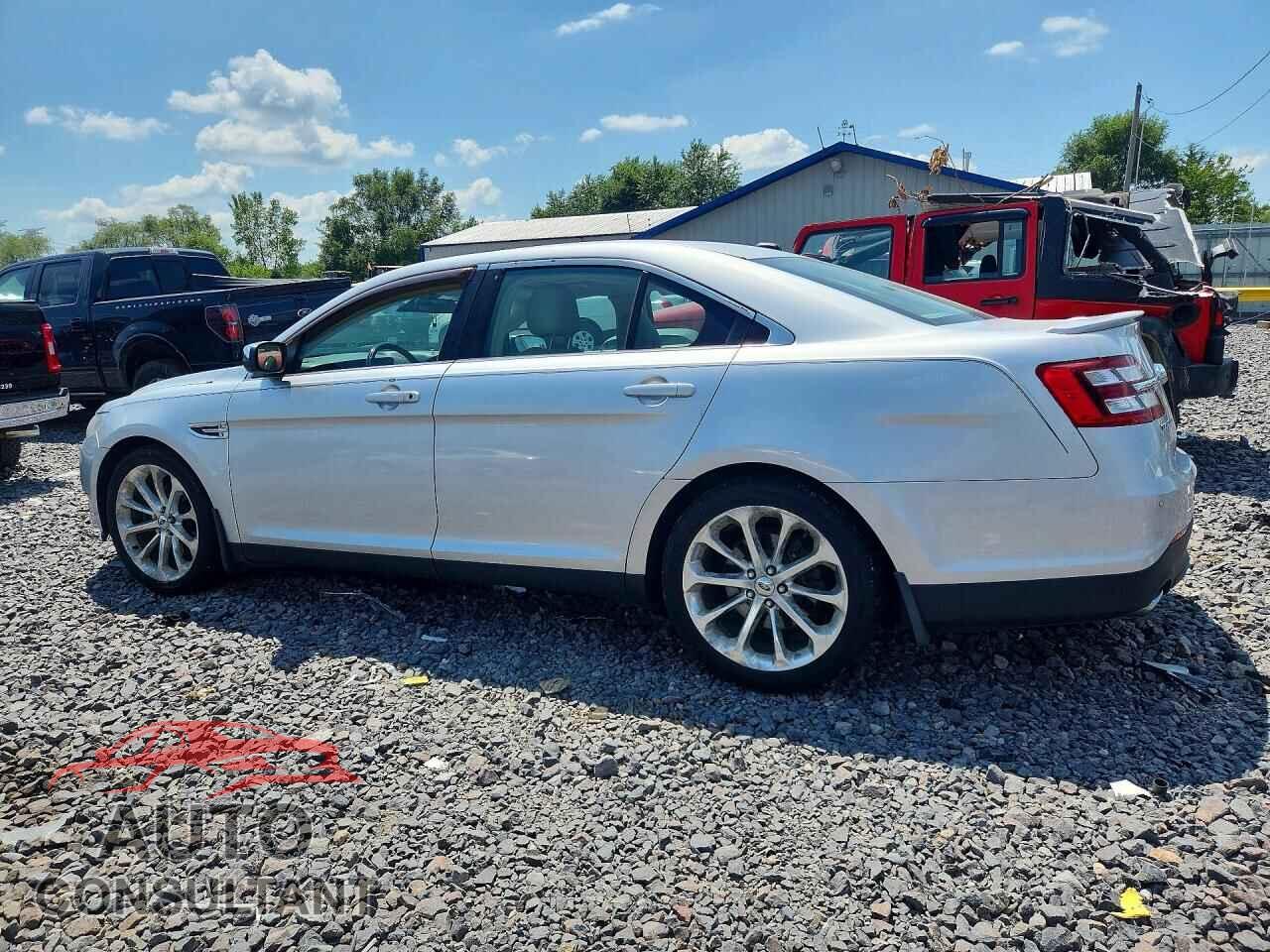 FORD TAURUS 2014 - 1FAHP2F87EG136444