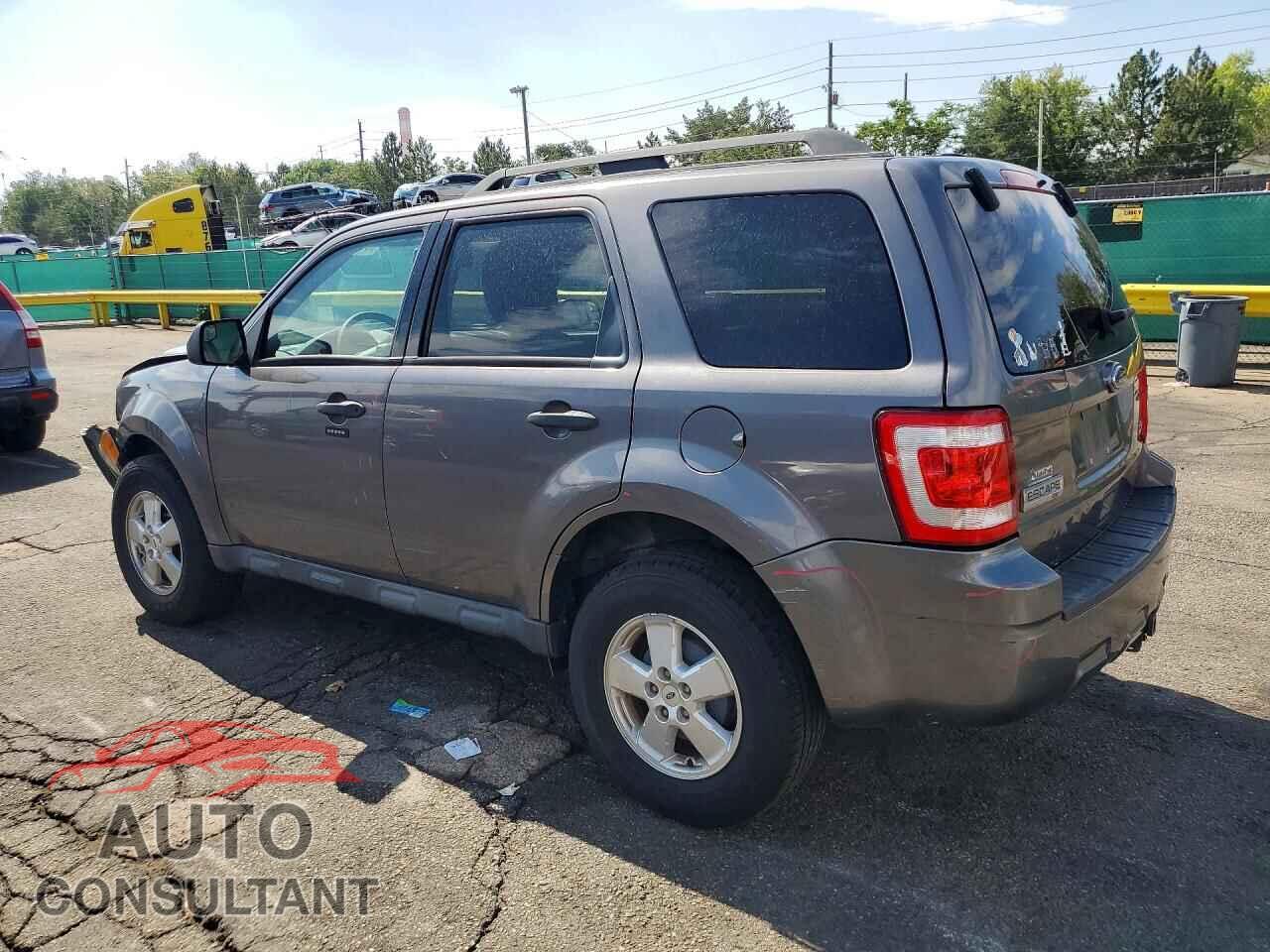 FORD ESCAPE 2010 - 1FMCU9DG7AKB93584