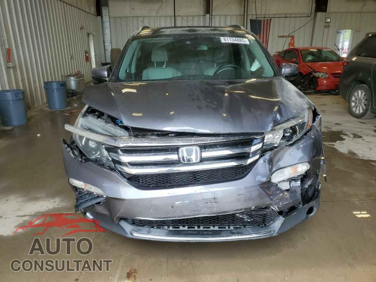 HONDA PILOT 2017 - 5FNYF6H99HB059679