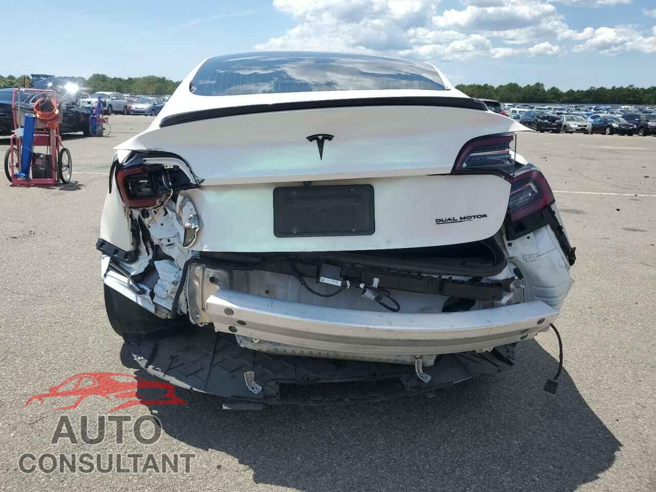 TESLA MODEL 3 2020 - 5YJ3E1EB8LF628389