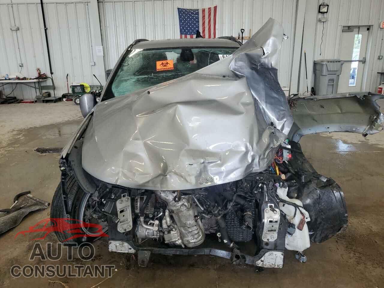 JEEP COMPASS 2018 - 3C4NJDBB1JT423327