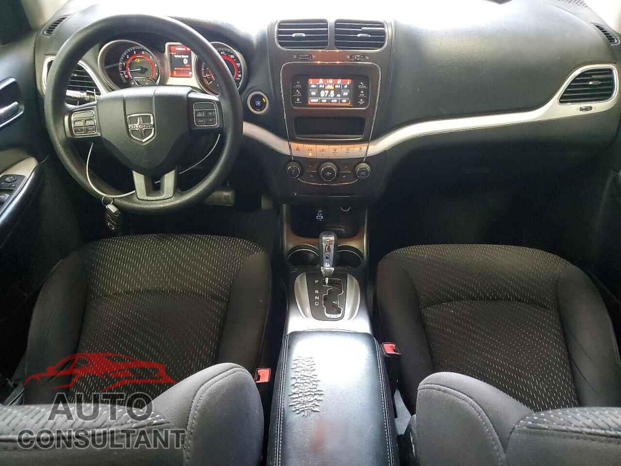 DODGE JOURNEY 2017 - 3C4PDCBG1HT572868