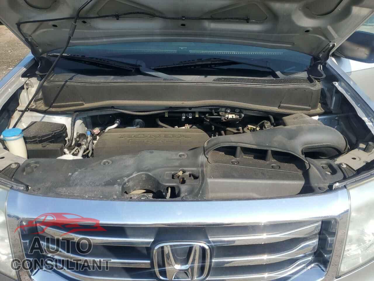 HONDA PILOT 2013 - 5FNYF4H24DB018510