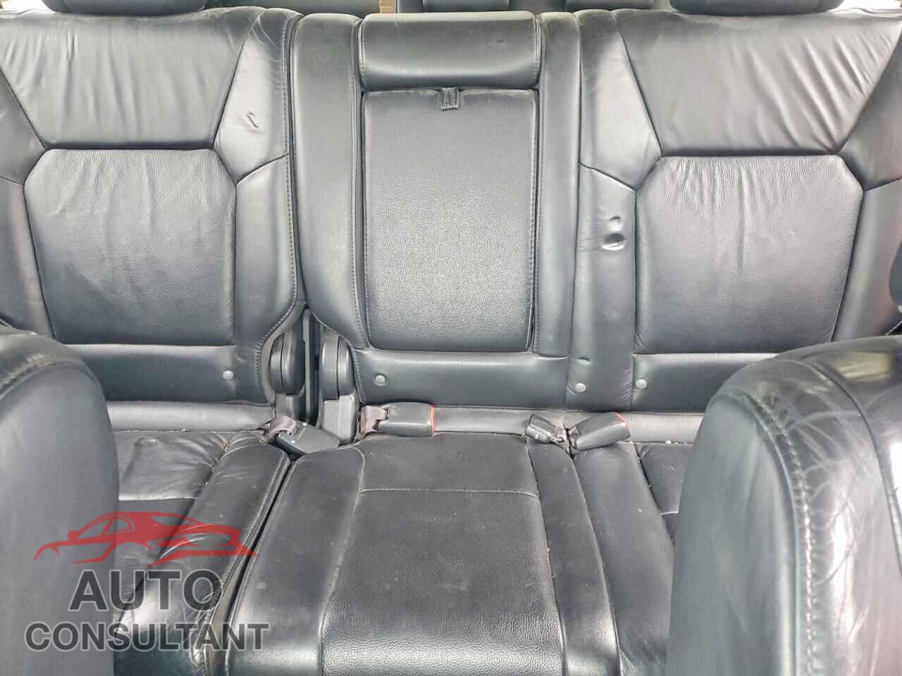 HONDA PILOT 2011 - 5FNYF4H5XBB041507