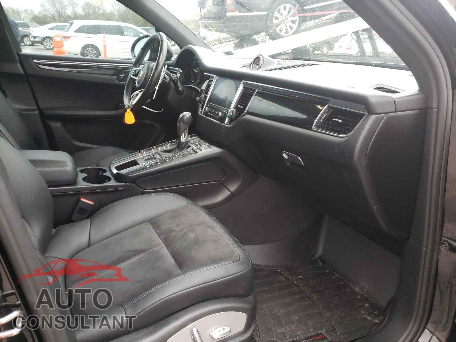 PORSCHE MACAN 2017 - WP1AA2A5XHLB03734