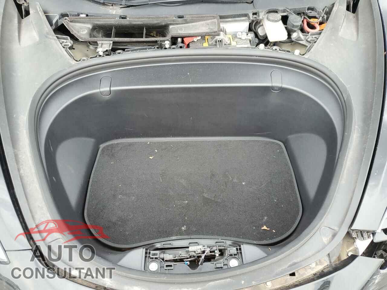 TESLA MODEL 3 2018 - 5YJ3E1EA0JF049546