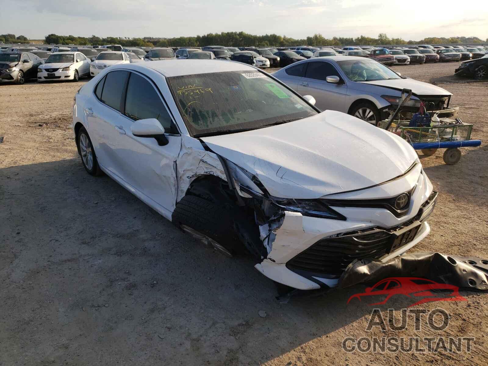 TOYOTA CAMRY 2020 - 4T1C11AK0LU955969
