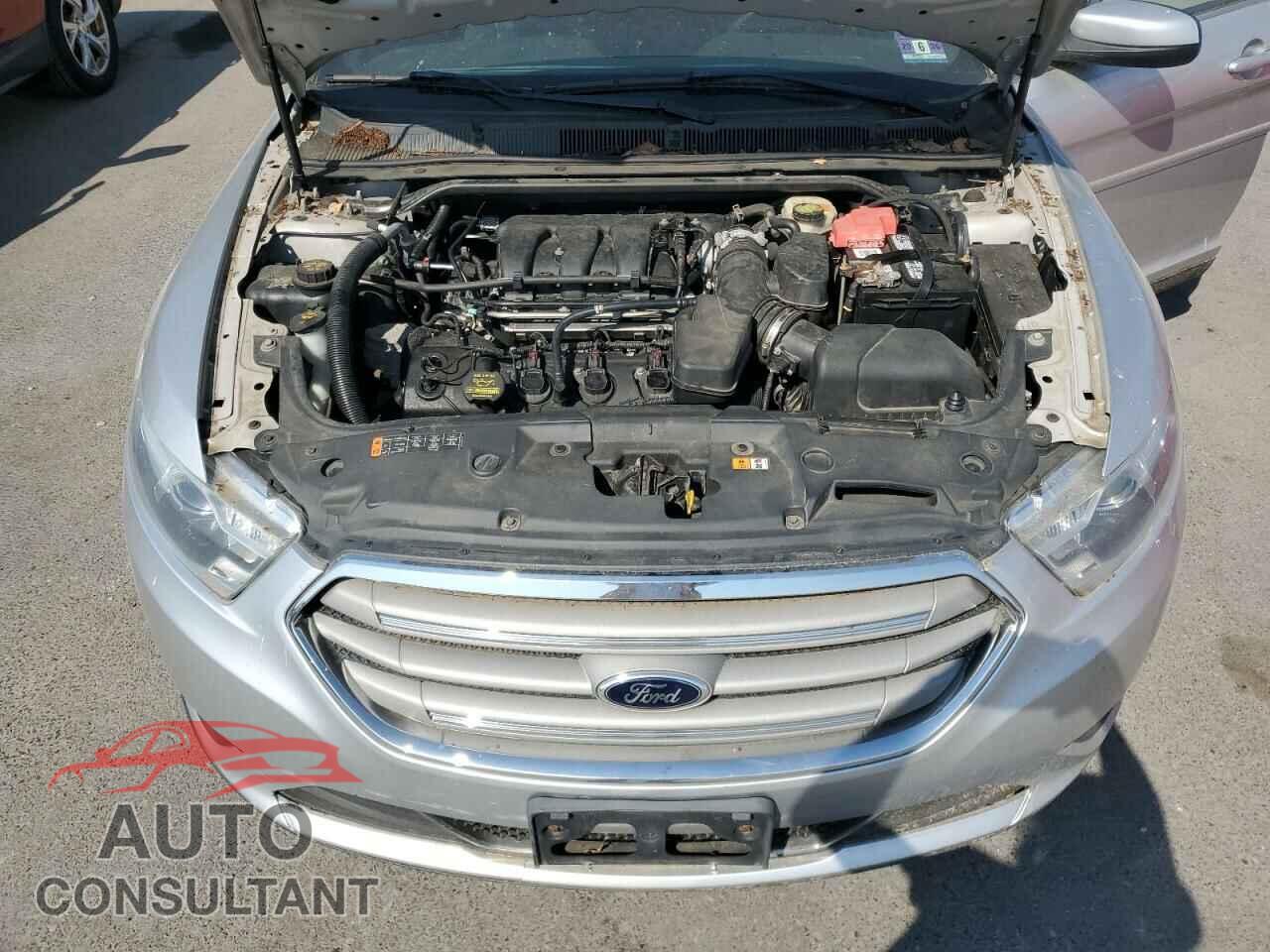 FORD TAURUS 2013 - 1FAHP2H83DG108944
