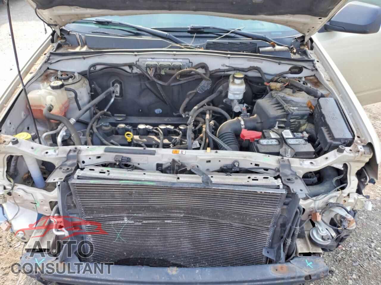 FORD ESCAPE 2012 - 1FMCU0D74CKB27217