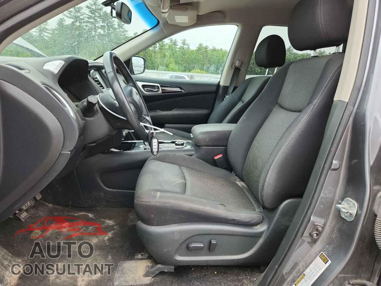 NISSAN PATHFINDER 2017 - 5N1DR2MM5HC908062