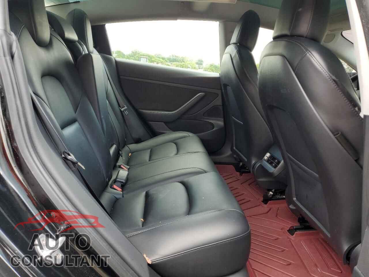 TESLA MODEL 3 2021 - 5YJ3E1EA7MF867604