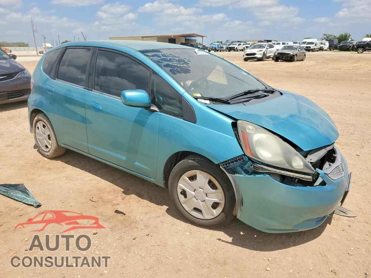 HONDA FIT 2013 - JHMGE8H38DC025406