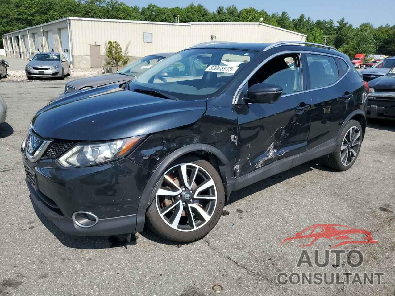 NISSAN ROGUE 2018 - JN1BJ1CR6JW289070
