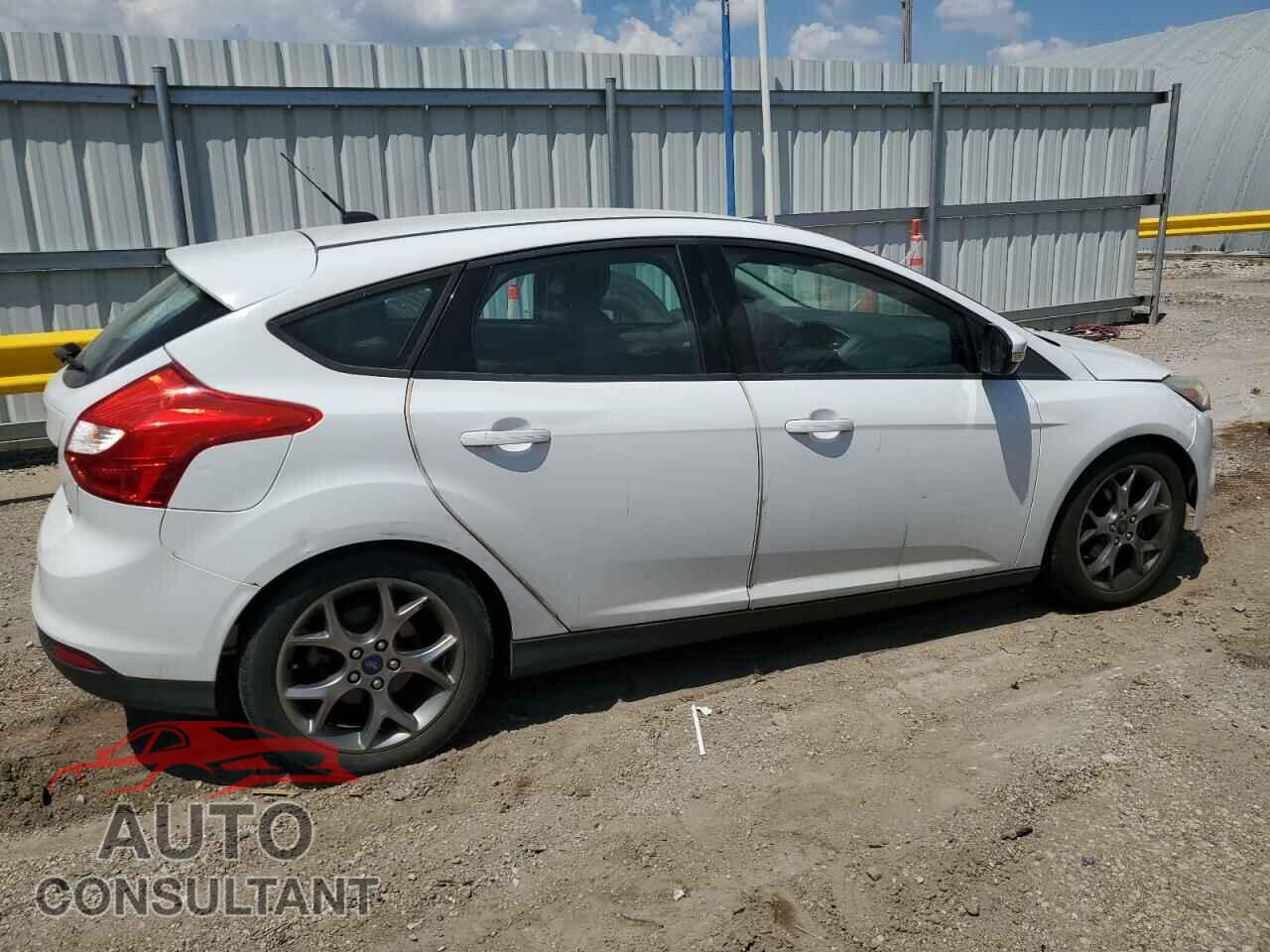 FORD FOCUS 2014 - 1FADP3K22EL337634