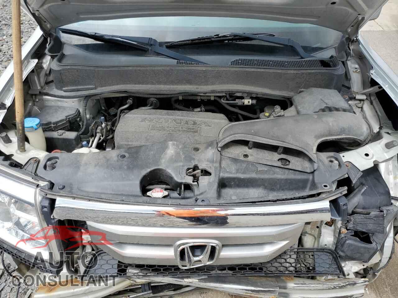 HONDA PILOT 2011 - 5FNYF4H78BB102905