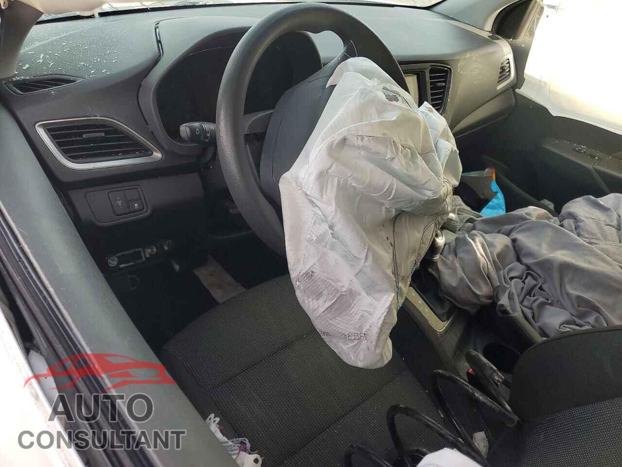 HYUNDAI ACCENT 2018 - 3KPC24A30JE014111