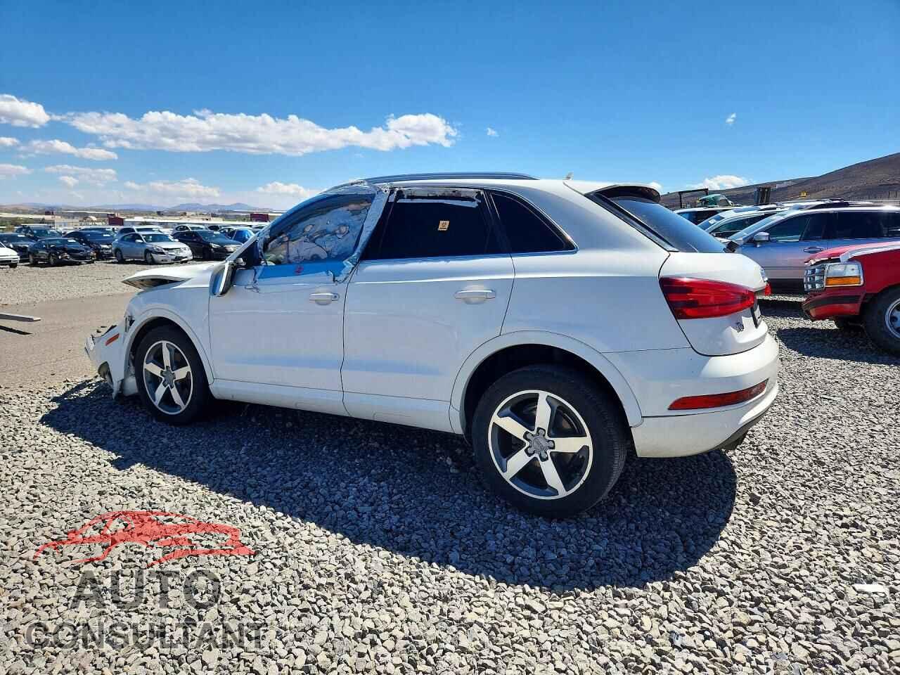 AUDI Q3 2015 - WA1EFCFS4FR002895
