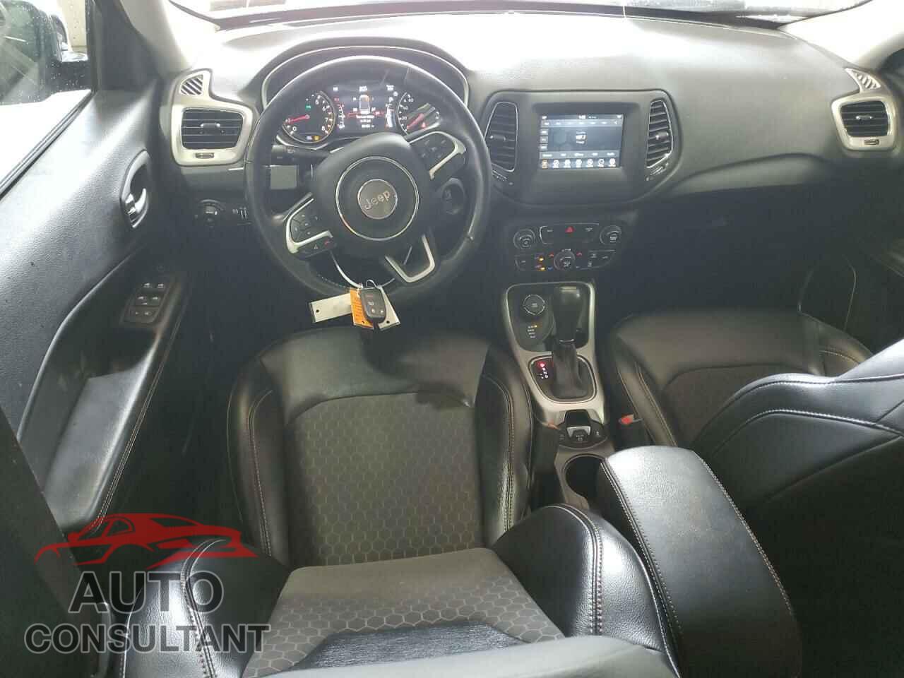 JEEP COMPASS 2020 - 3C4NJDBB9LT100808