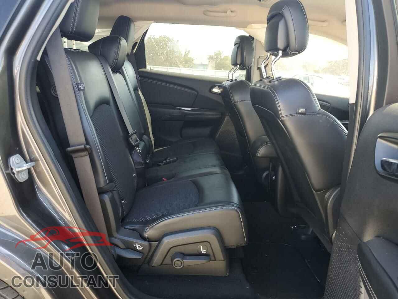 DODGE JOURNEY 2017 - 3C4PDCGB5HT528420