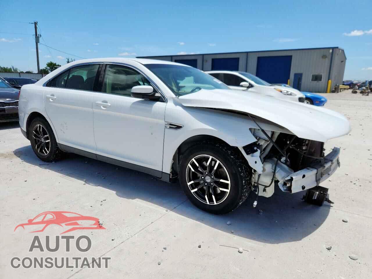 FORD TAURUS 2013 - 1FAHP2E89DG117670