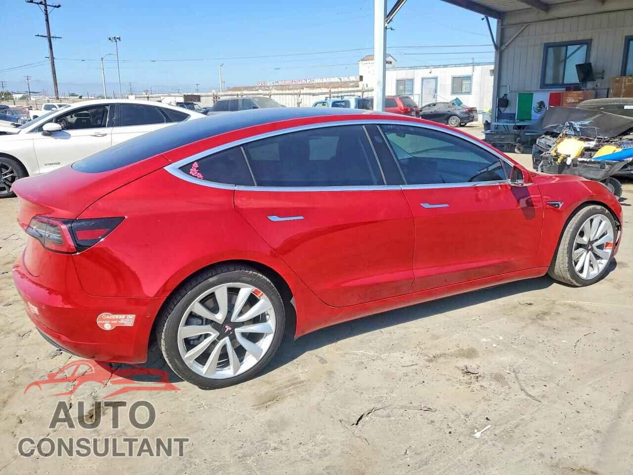 TESLA MODEL 3 2018 - 5YJ3E1EA6JF050782