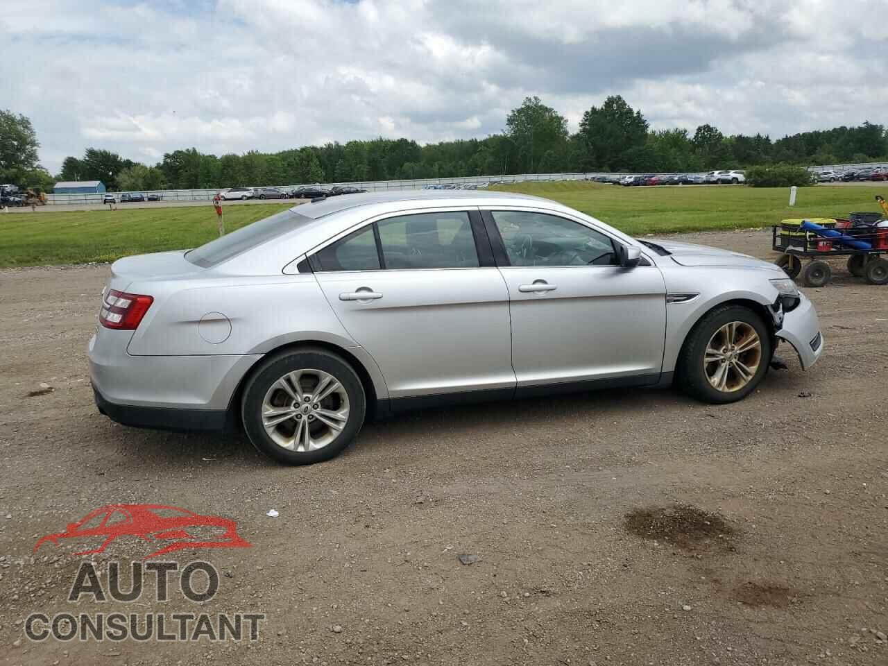 FORD TAURUS 2013 - 1FAHP2E88DG171347
