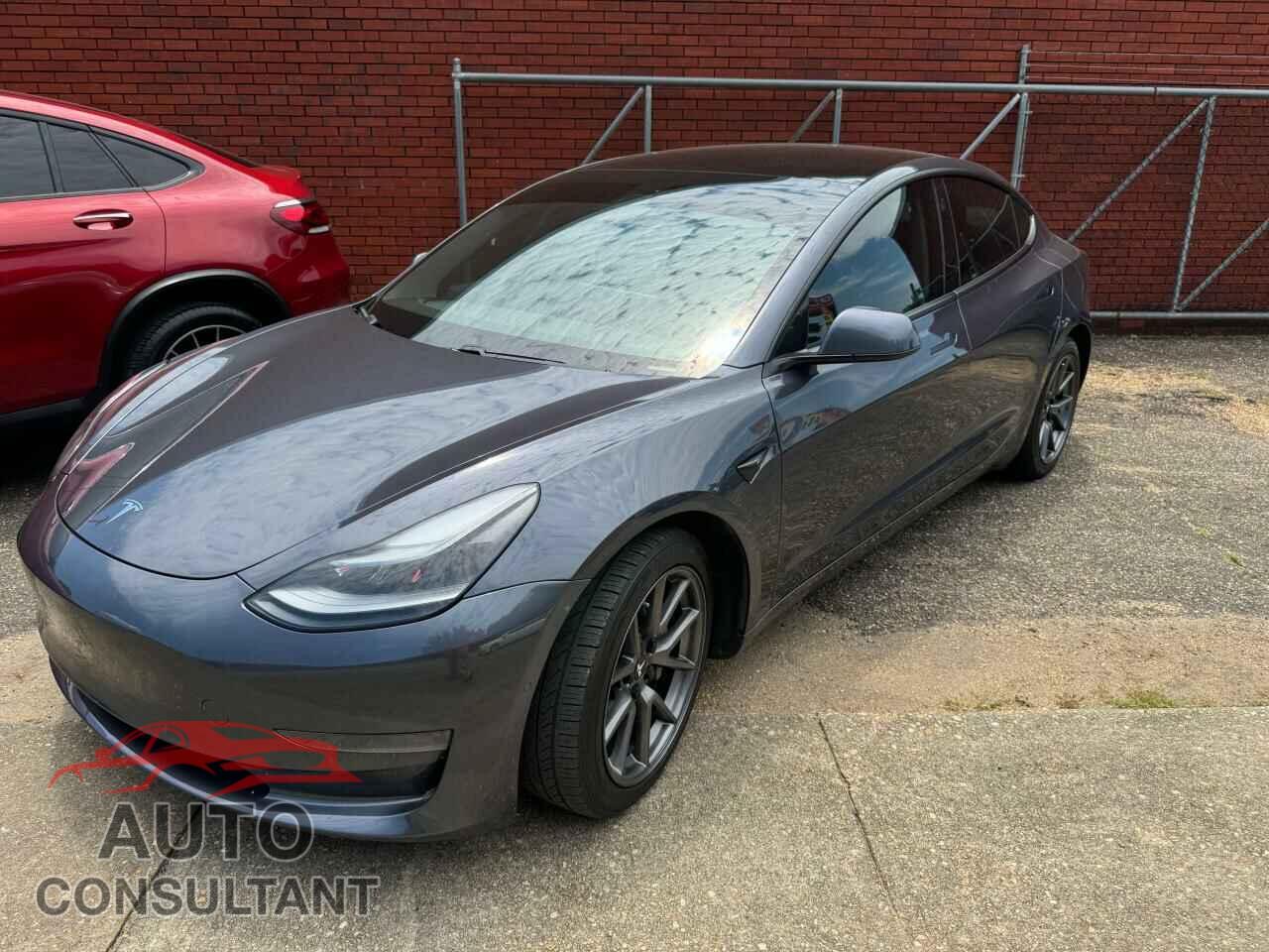 TESLA MODEL 3 2021 - 5YJ3E1EA7MF986852