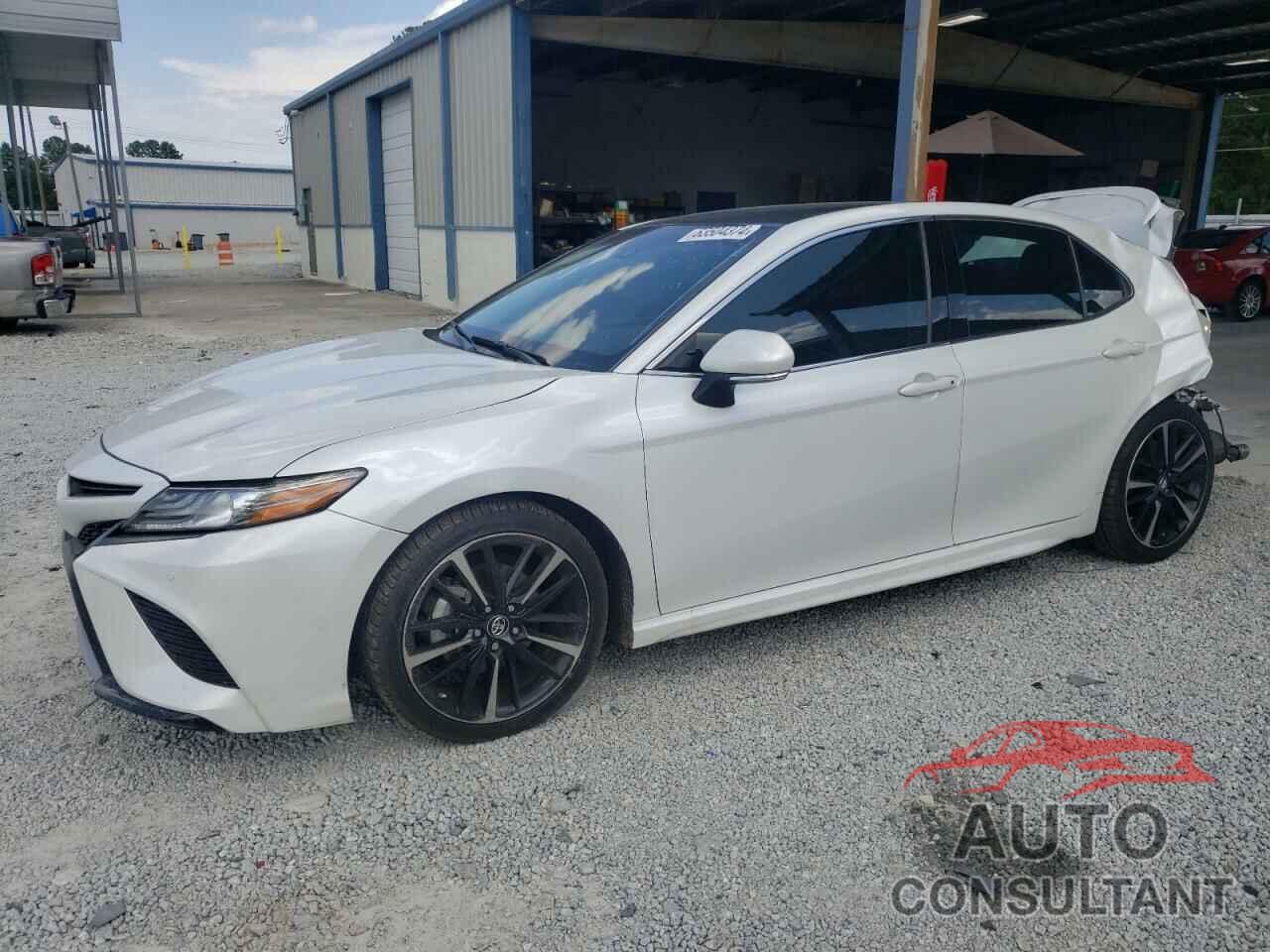 TOYOTA CAMRY 2018 - 4T1B61HK7JU666944