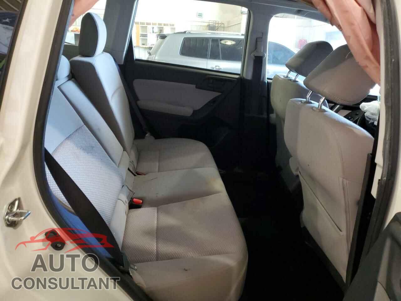 SUBARU FORESTER 2015 - JF2SJADC8FH520538