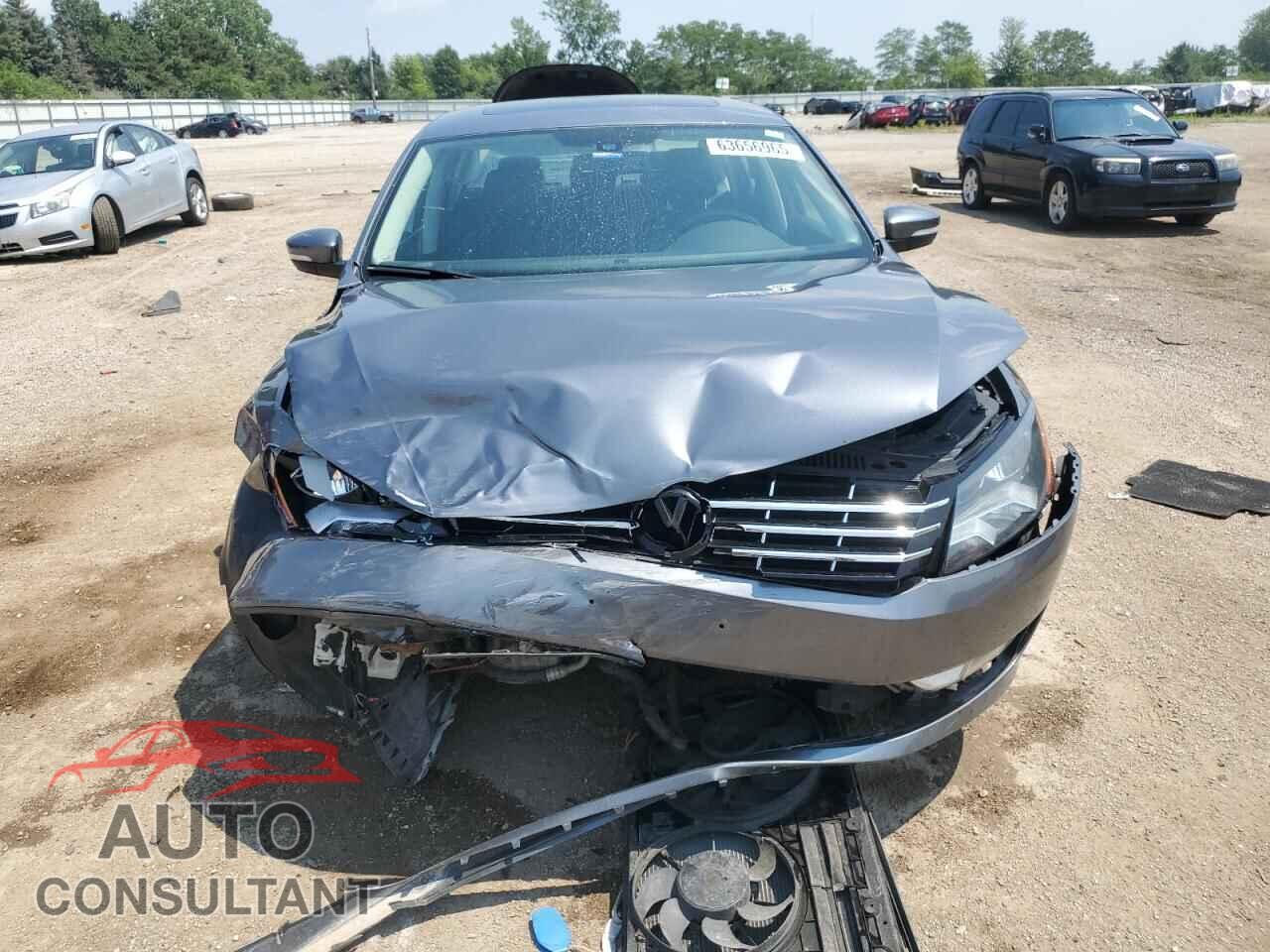 VOLKSWAGEN PASSAT 2013 - 1VWCM7A36DC058196