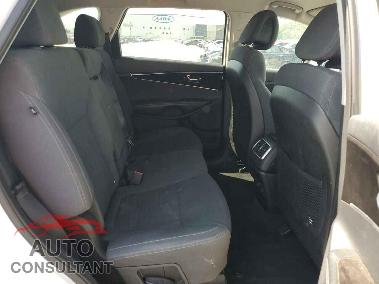 KIA SORENTO 2016 - 5XYPG4A52GG046431
