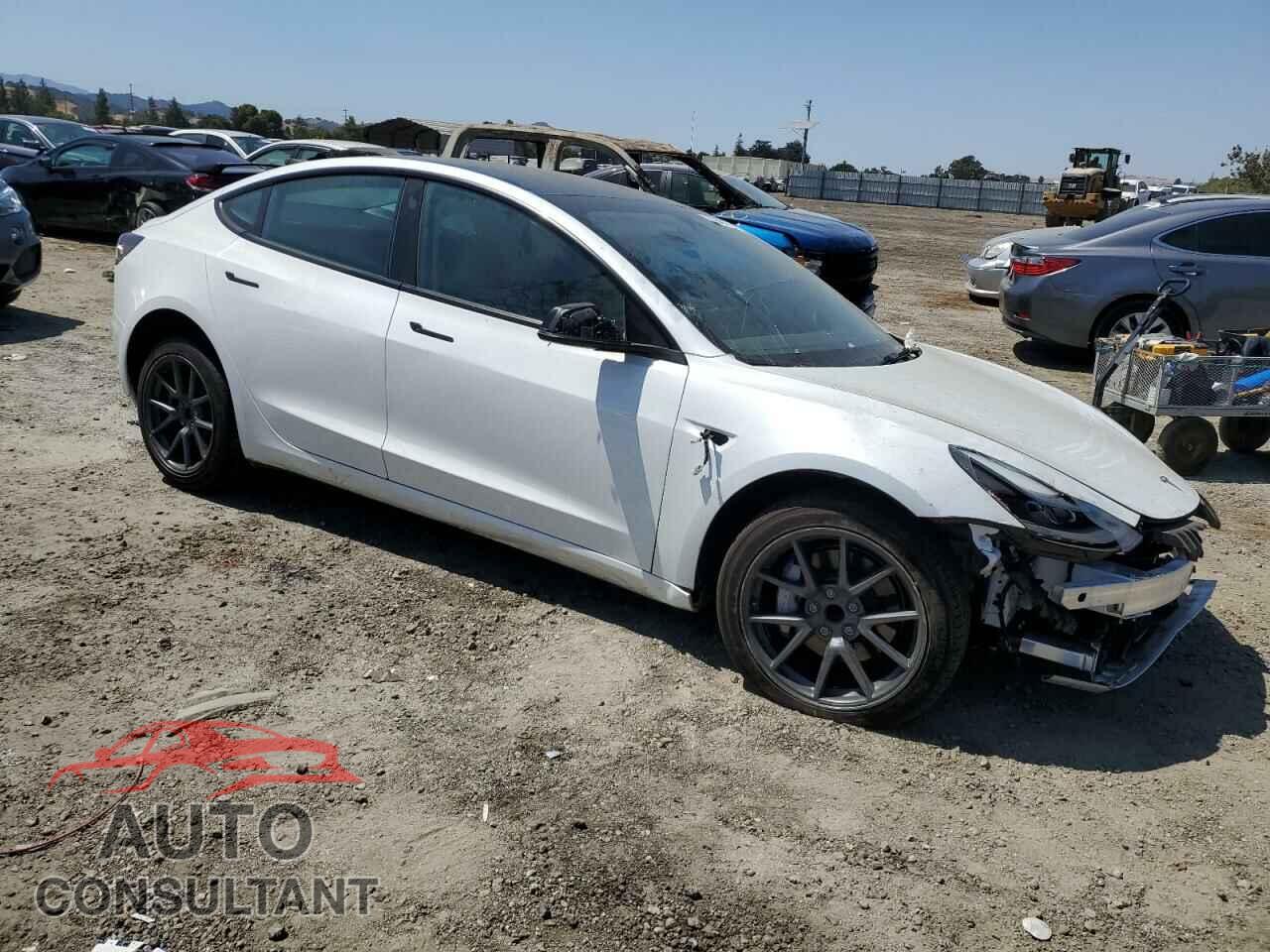 TESLA MODEL 3 2023 - 5YJ3E1EA0PF448904
