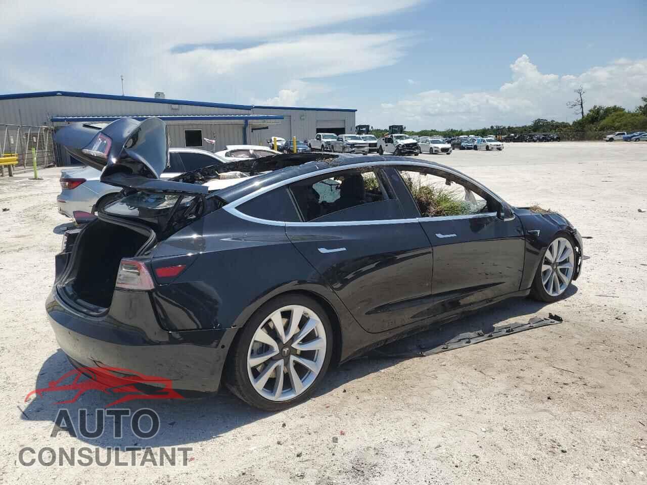 TESLA MODEL 3 2018 - 5YJ3E1EA2JF089319