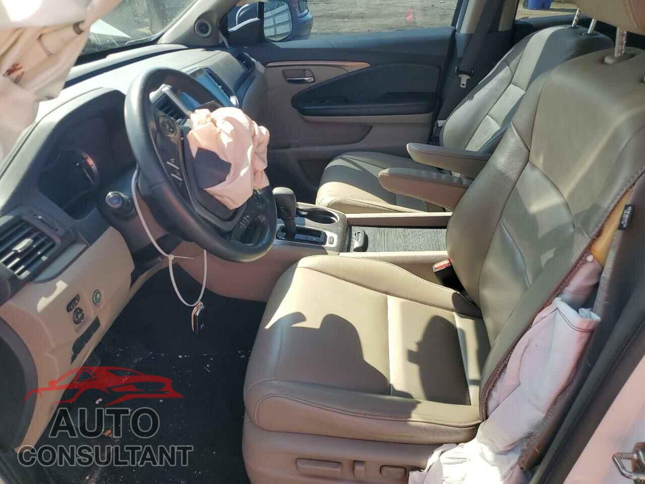 HONDA PILOT 2017 - 5FNYF5H58HB009590