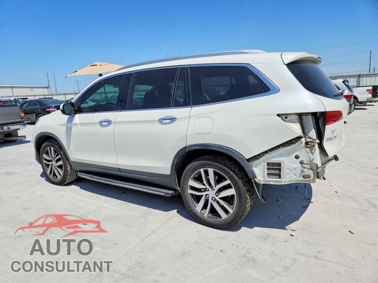 HONDA PILOT 2018 - 5FNYF6H92JB037822