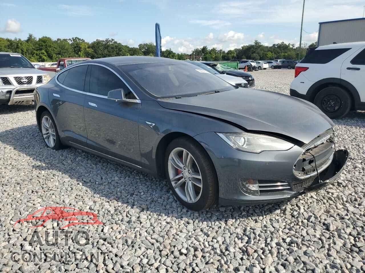 TESLA MODEL S 2014 - 5YJSA1H1XEFP32590