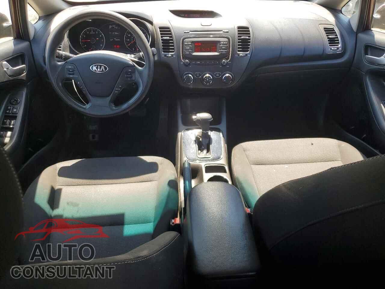 KIA FORTE 2017 - 3KPFK4A77HE041848