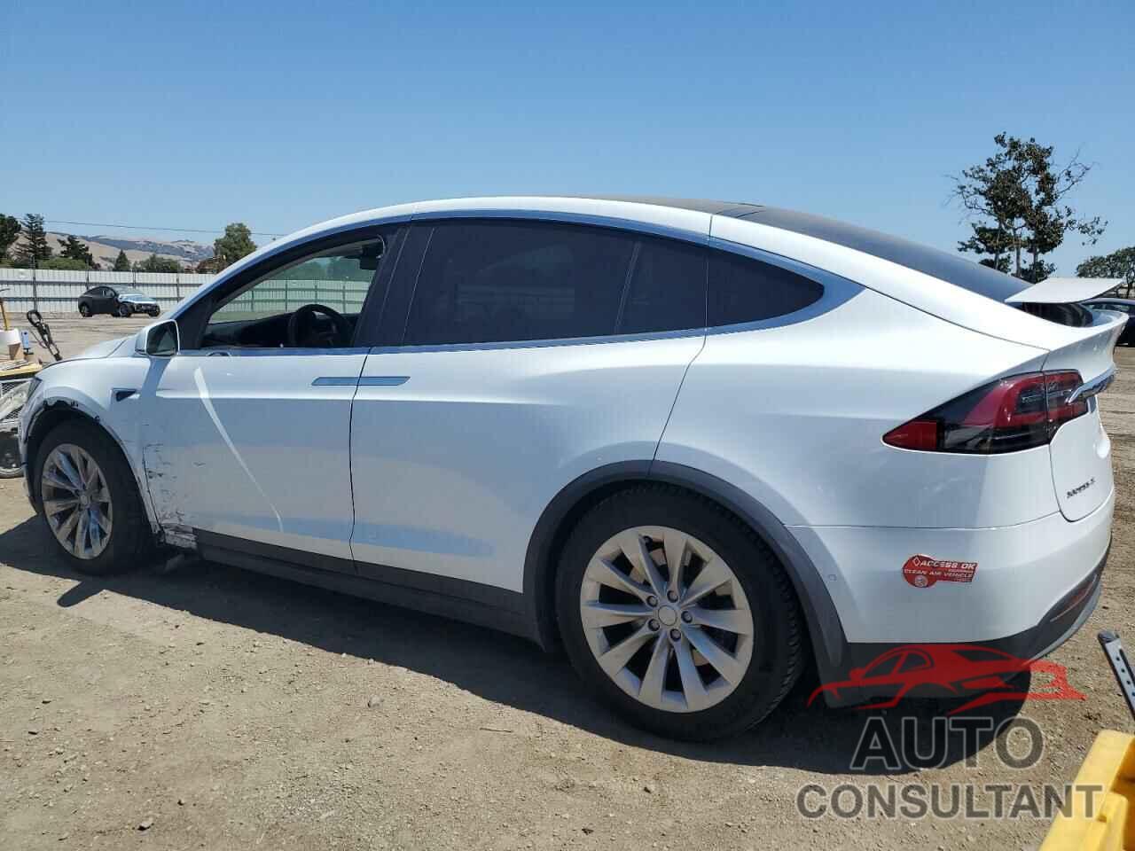 TESLA MODEL X 2018 - 5YJXCBE22JF127279